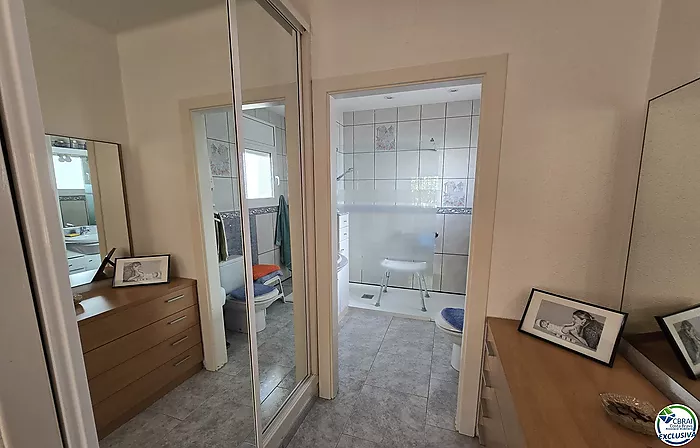 Maison avec piscine et licence touristique - secteur Peni