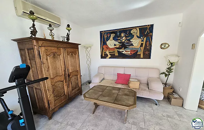 Maison avec piscine et licence touristique - secteur Peni