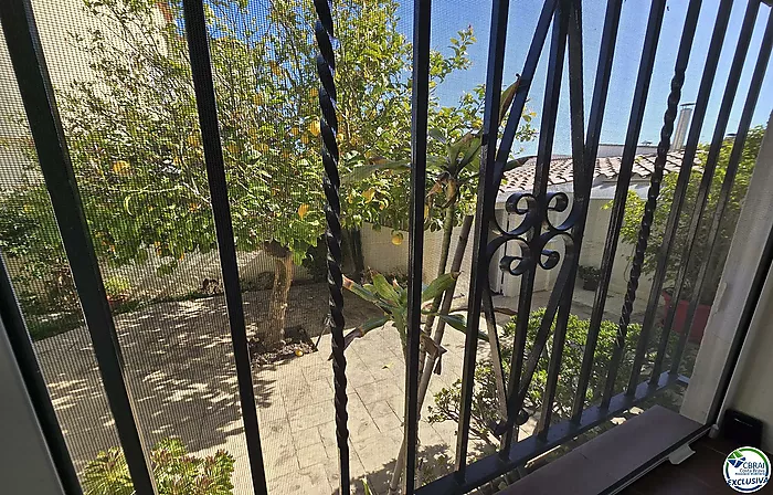 Maison avec piscine et licence touristique - secteur Peni