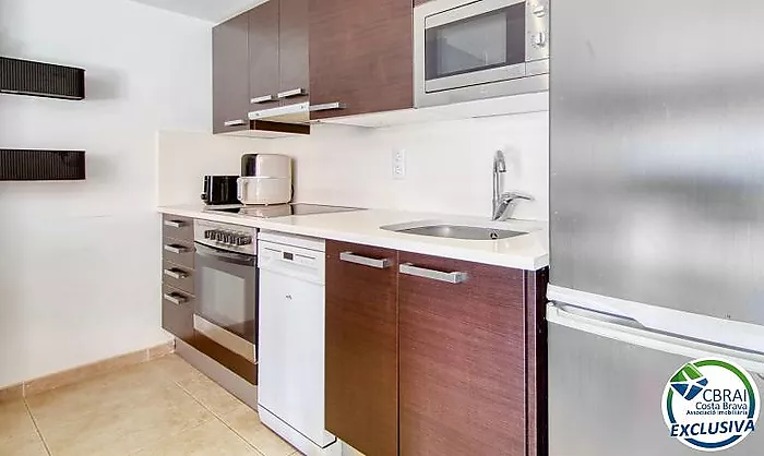 Apartament modern en planta baixa amb terrassa i piscina a Santa Margarida