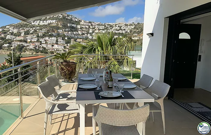 Casa en Roses, 3 habitaciones, 250 m2