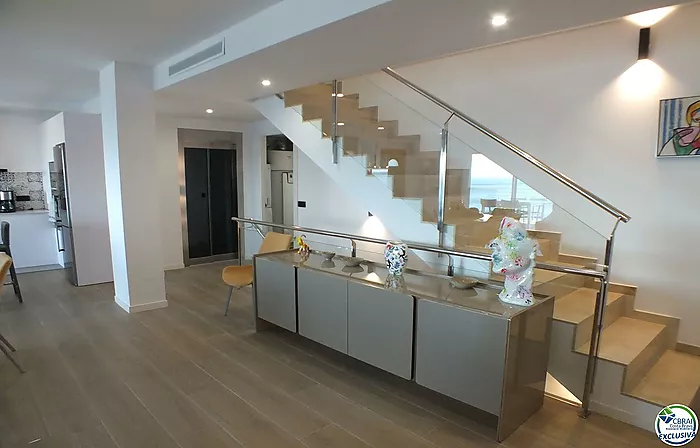 Casa en Roses, 3 habitaciones, 250 m2