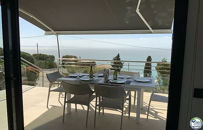 Casa en Roses, 3 habitaciones, 250 m2