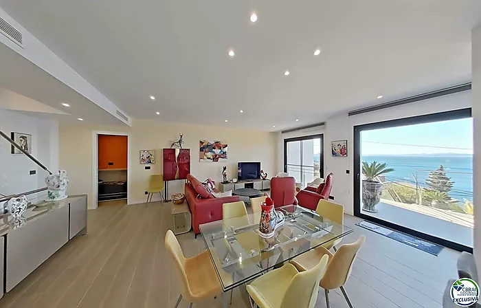 Casa en Roses, 3 habitaciones, 250 m2