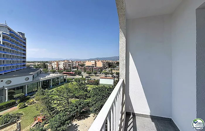 Apartamento en primera línea de mar en Empuriabrava
