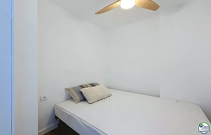 Apartamento en primera línea de mar en Empuriabrava