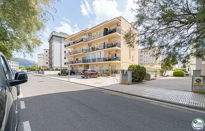 🌴 Magnífico apartamento con terraza y parking privado – Sector Salatar
