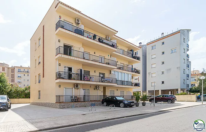 🌴 Magnífico apartamento con terraza y parking privado – Sector Salatar