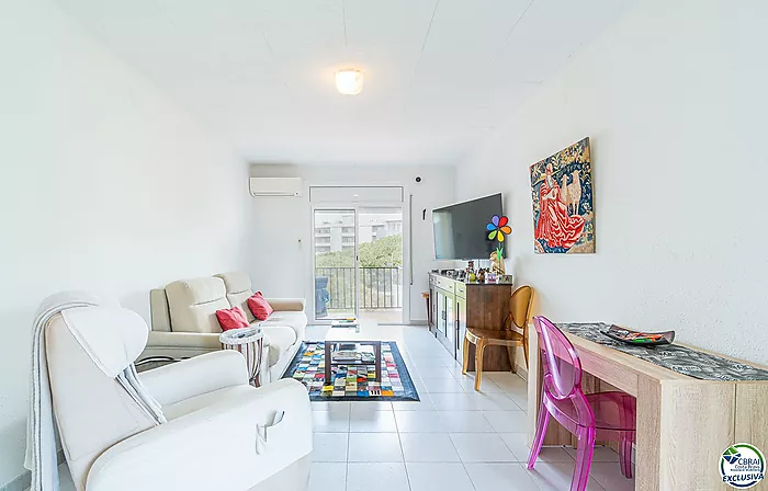 🌴 Magnífico apartamento con terraza y parking privado – Sector Salatar