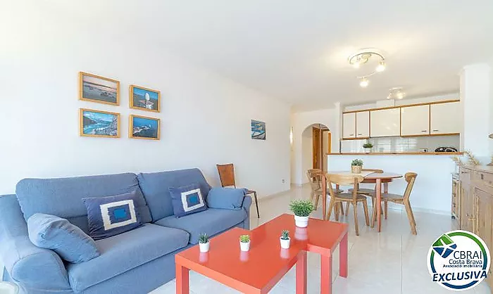 GRAN RESERVA Encantador apartamento a solo 50 metros de la playa, con piscinas, jardines comunitarios y licencia turística