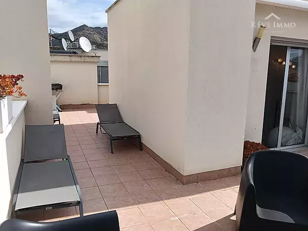 INCREIBLE Y MAGNIFIC APARTAMENT DUPLEX AL CENTRE DE ROSES amb llicència turística