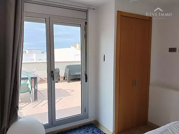 INCREIBLE Y MAGNIFIC APARTAMENT DUPLEX AL CENTRE DE ROSES amb llicència turística