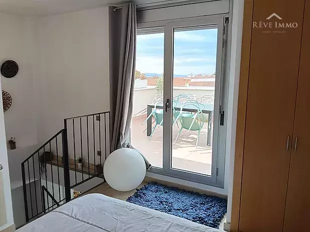 INCREIBLE Y MAGNIFIC APARTAMENT DUPLEX AL CENTRE DE ROSES amb llicència turística