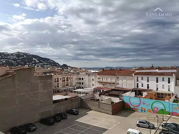 INCREIBLE Y MAGNIFIC APARTAMENT DUPLEX AL CENTRE DE ROSES amb llicència turística
