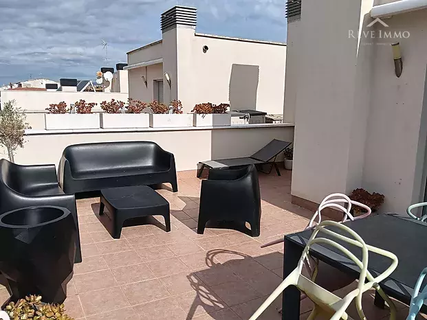 INCREIBLE Y MAGNIFIC APARTAMENT DUPLEX AL CENTRE DE ROSES amb llicència turística