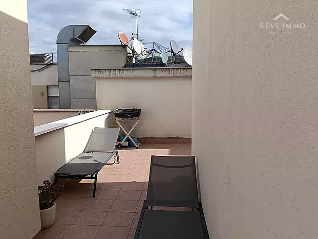 INCREIBLE Y MAGNIFIC APARTAMENT DUPLEX AL CENTRE DE ROSES amb llicència turística