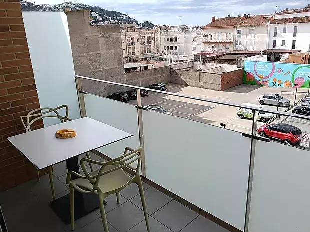 INCREIBLE Y MAGNIFIC APARTAMENT DUPLEX AL CENTRE DE ROSES amb llicència turística