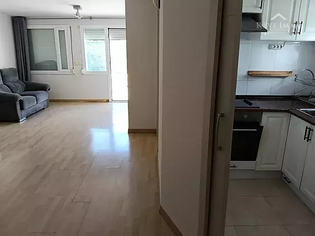 Casa d'una sola planta de 3 dormitoris amb piscina a Empuriabrava