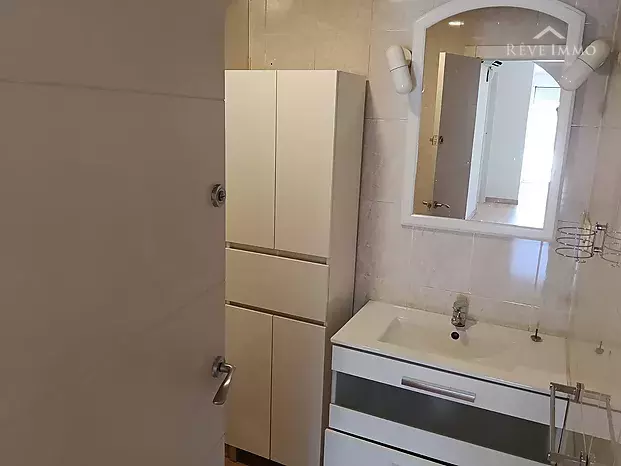 Casa d'una sola planta de 3 dormitoris amb piscina a Empuriabrava