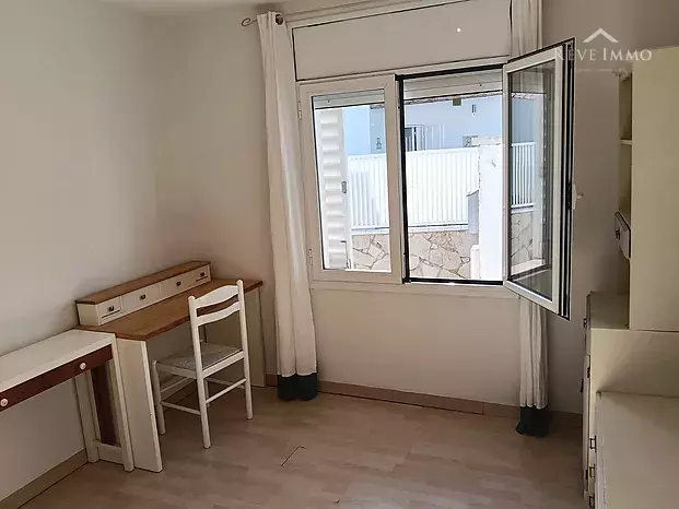 Casa d'una sola planta de 3 dormitoris amb piscina a Empuriabrava