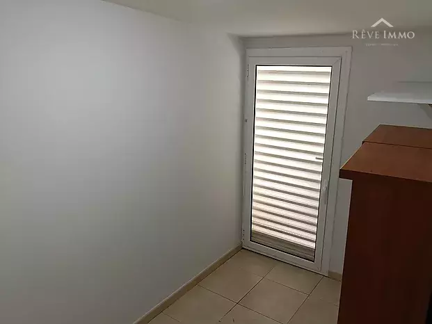 Casa d'una sola planta de 3 dormitoris amb piscina a Empuriabrava