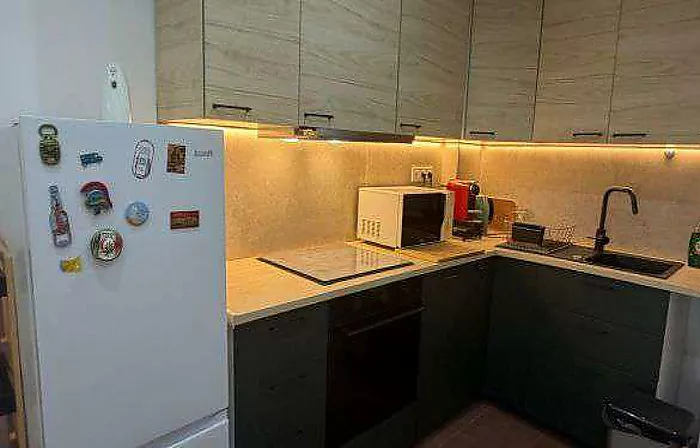 Rez-de-jardin de 2 chambres avec terrasse dans une résidence avec piscine