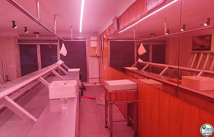En venta local comercial, antigua carniceria.