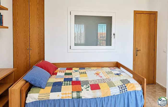 3-Bedroom Duplex Penthouse with Spacious Terraces, Swimming Pool and Parking