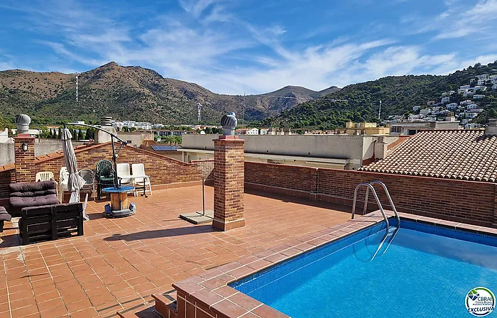 3-Bedroom Duplex Penthouse with Spacious Terraces, Swimming Pool and Parking