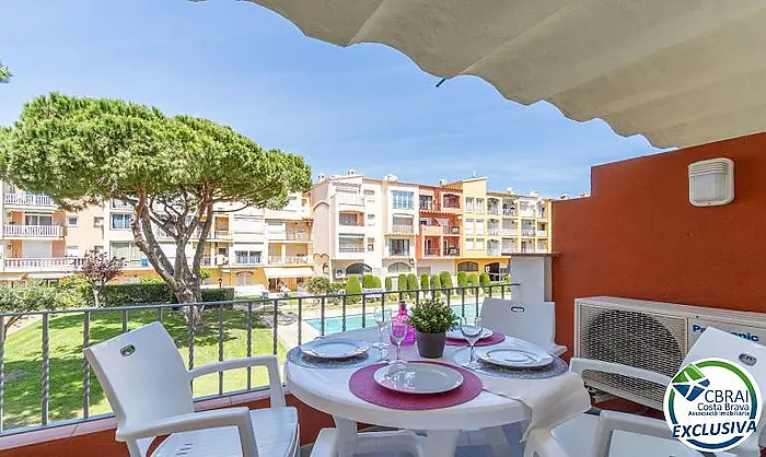 GRAN RESERVA Magnificent renovated apartment with tourist license, close to the beach and with communal pools and gardens
