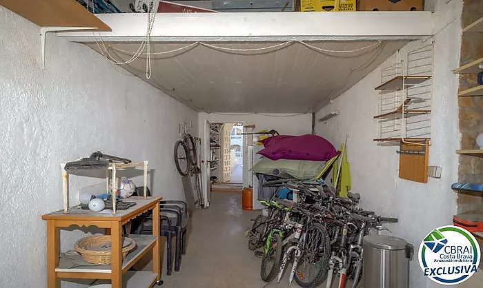 Magnifique maison de pêcheur avec amarrage et piscine