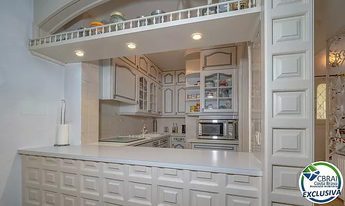Magnifique maison de pêcheur avec amarrage et piscine