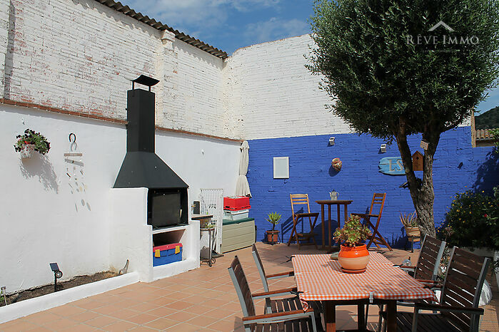 Casa  duplex en el centro de Palau-Saverdera