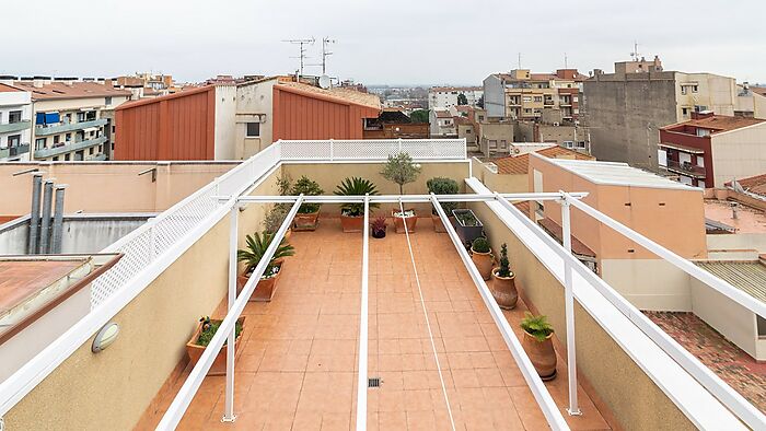 Fantastique penthouse en duplex à Figueres, dans le quartier de la Creu de la Mà,