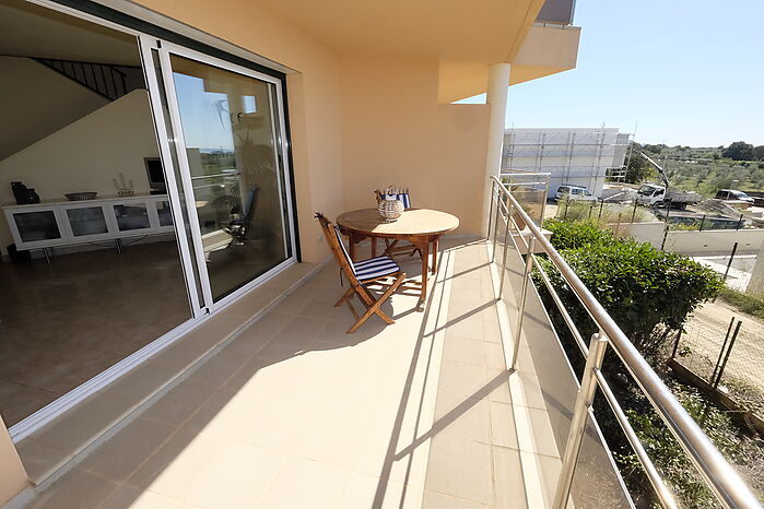 Ático dúplex esquinero (167m2) - grandes terrazas - 3 dormitorios - parking privado - piscinas comunitarias - Palau Saverdera, Costa Brava