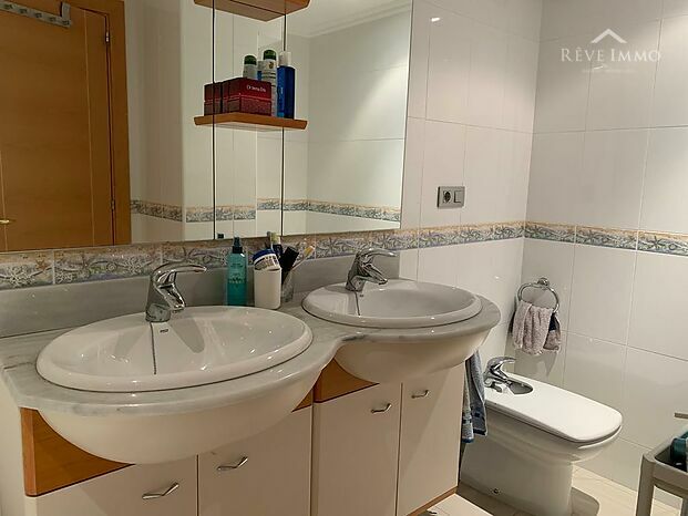 Magnifico Apartamento con Vista panorámica en primera línea de mar a Roses Canyelles