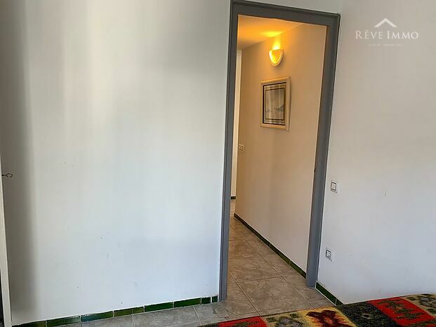 Bonito piso de 2 dormitorios en el barrio tranquilo de Santa Margarita con amarre comunitario