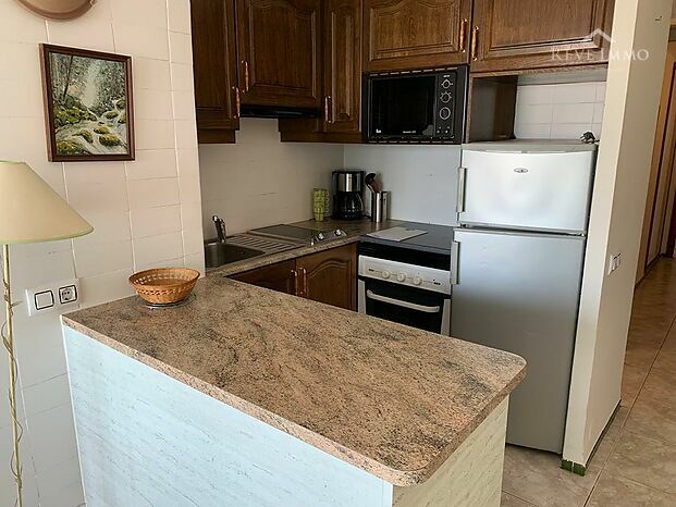Bonito piso de 2 dormitorios en el barrio tranquilo de Santa Margarita con amarre comunitario