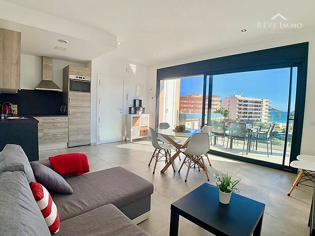 Espléndido atico de nueva construcción con vista al mar y piscina en venta en Santa Margarita