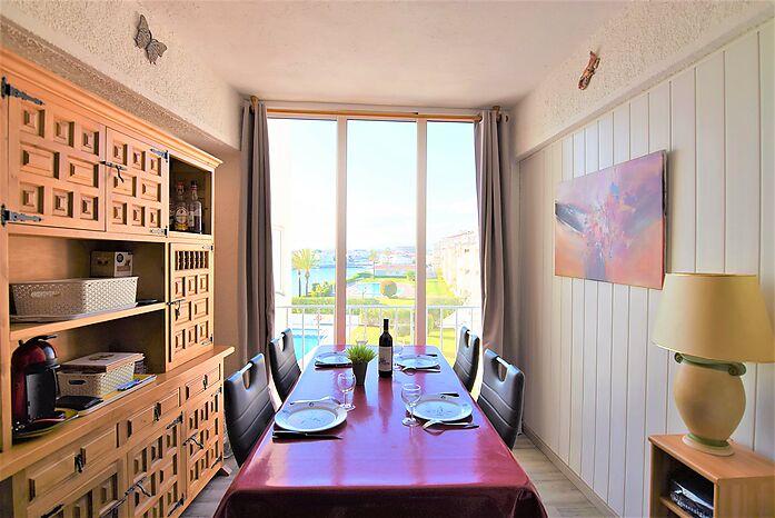 Empuriabrava en vente, Appartement avec vue sur le lac de sant maurici