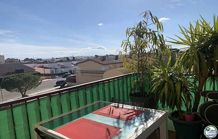 Apartamento con parking y piscina en Sta.Margarita