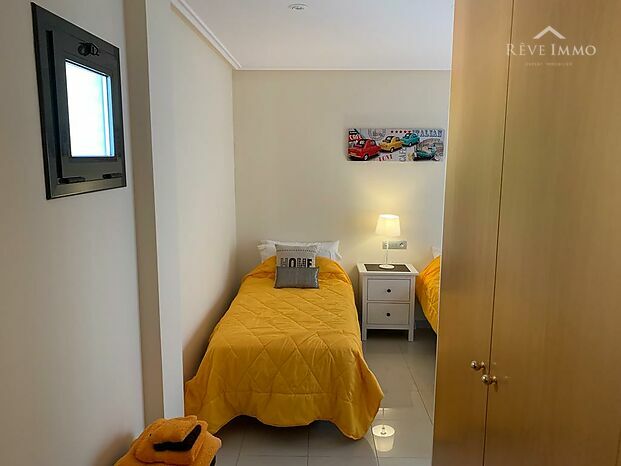 Fantástico Apartamento Prestige en primera línea de mar en Canyelles Rosas