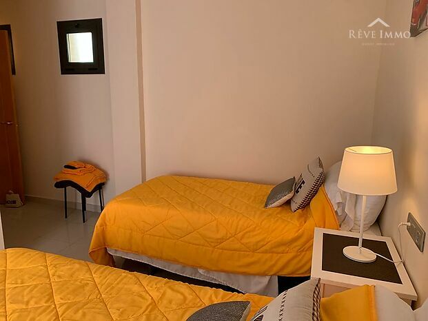 Fantástico Apartamento Prestige en primera línea de mar en Canyelles Rosas