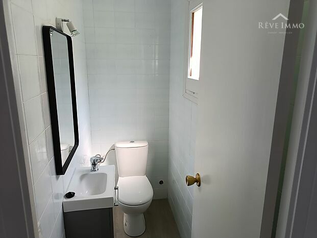 HERMOSO APARTAMENTO DUPLEX CON VISTAS AL MAR EN ROSAS ALMADRAVA CON ESTUDIO INDEPENDIENTE