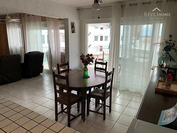 Rare Double Appartement à Santa Margarita Rosas avec Amarrage communautaire de 7 mètres