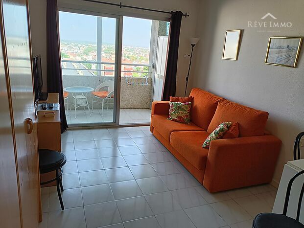 Bonito Estudio en Priméra linéa de Mar Empuriabrava