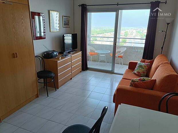 Bonito Estudio en Priméra linéa de Mar Empuriabrava