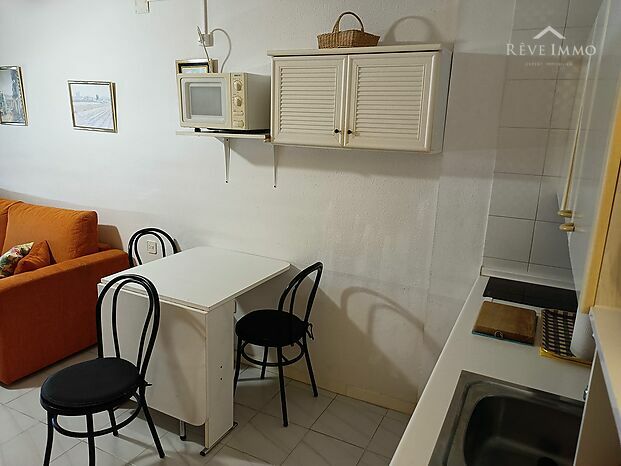 Bonito Estudio en Priméra linéa de Mar Empuriabrava