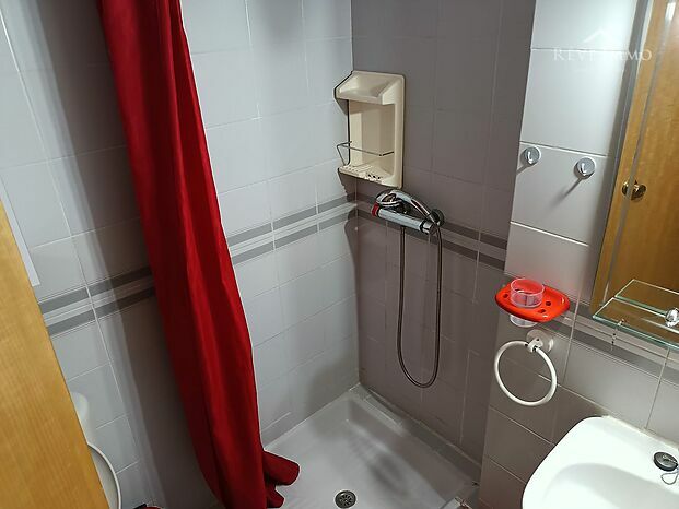 Bonito Estudio en Priméra linéa de Mar Empuriabrava