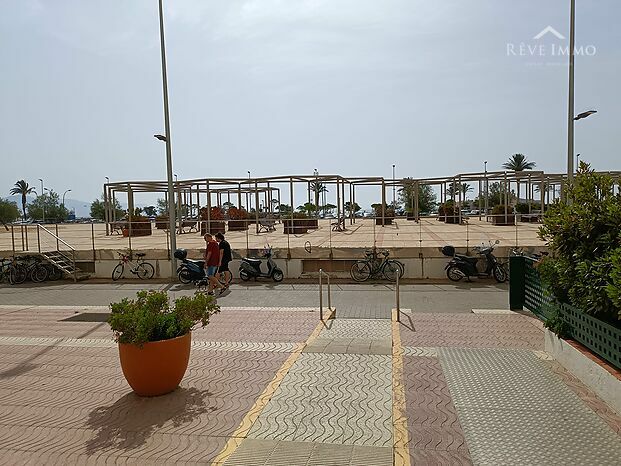 Bonito Estudio en Priméra linéa de Mar Empuriabrava